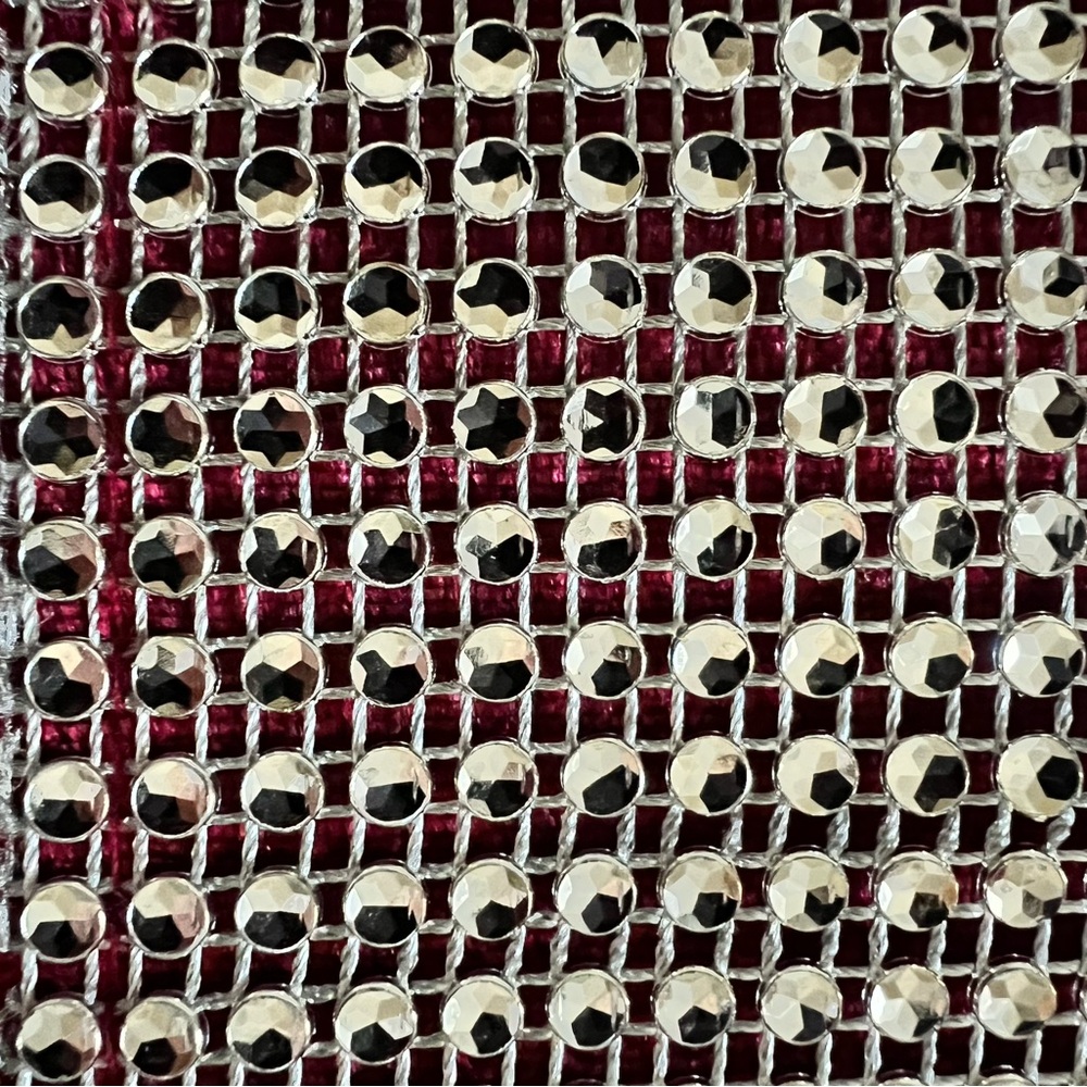 Elegant Red and Silver Table Runner - Picture 3 of 3